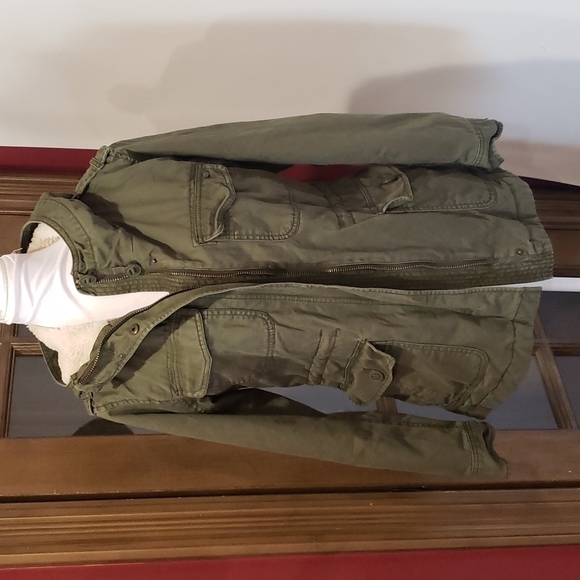 AMERICAN Eagle Outfitters Hooded Jacket - Picture 1 of 10